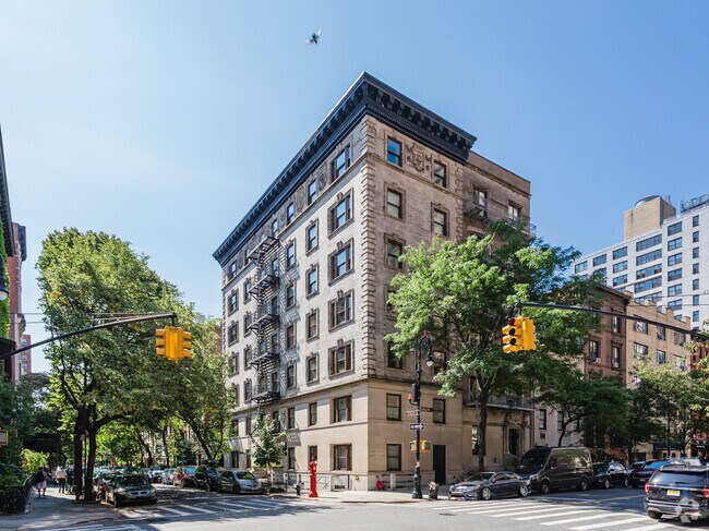 Building Photo - 78 Irving Pl