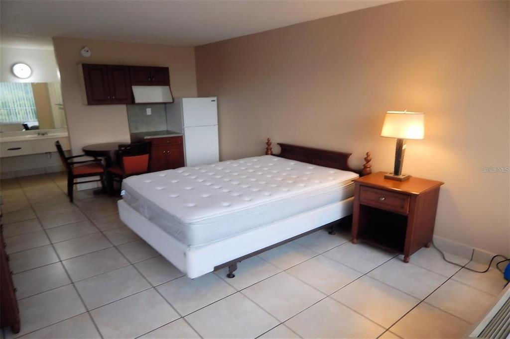 Foto principal - 7900 S Orange Blossom Trail