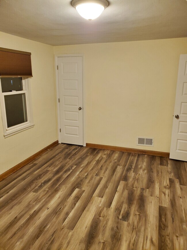 Foto del edificio - 608 8th St