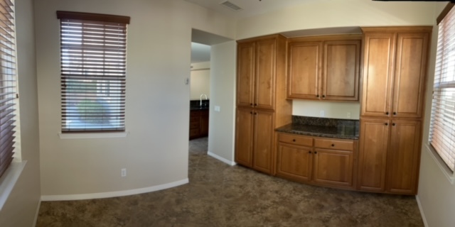 Building Photo - 46278 Yellowstone Ln
