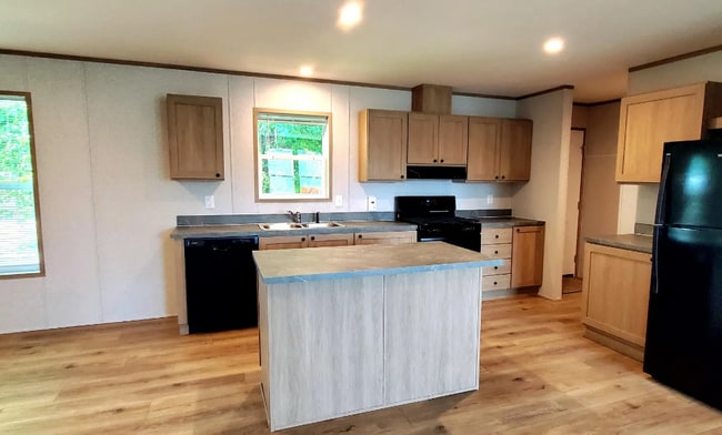 Building Photo - 9849 Regatta Ct