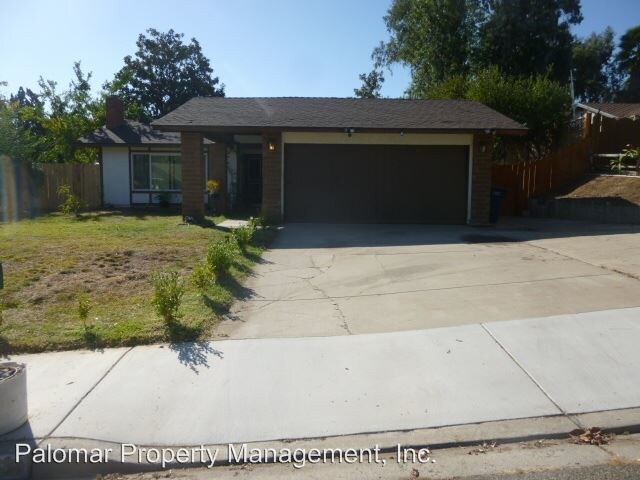 Foto principal - 1383 Pleasant Hill St