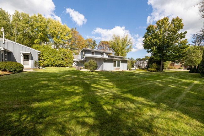 Foto del edificio - 4705 Highland Park Dr