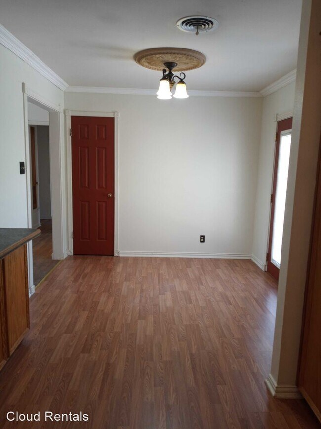 Building Photo - 3 br, 1 bath House - 1306 Duval Dr