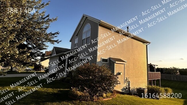 Foto del edificio - 2125 Orchard Ridge Dr NW