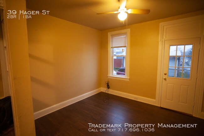 Building Photo - 39 Hager St