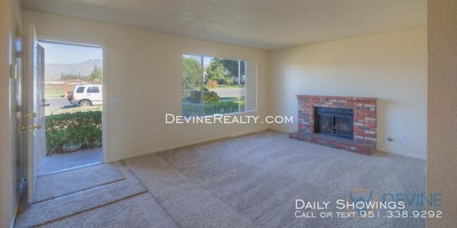 Building Photo - 3 bedroom in Redlands CA 92374