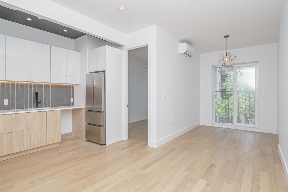 Primary Photo - 987 Bedford Ave