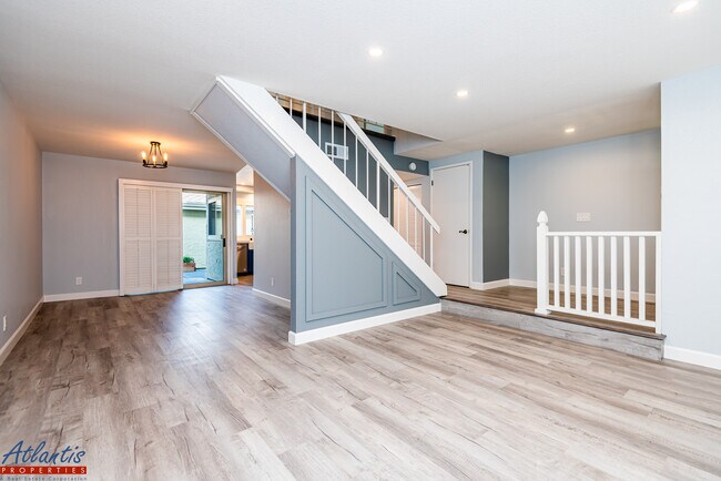 Building Photo - 2254 River Bed Ct