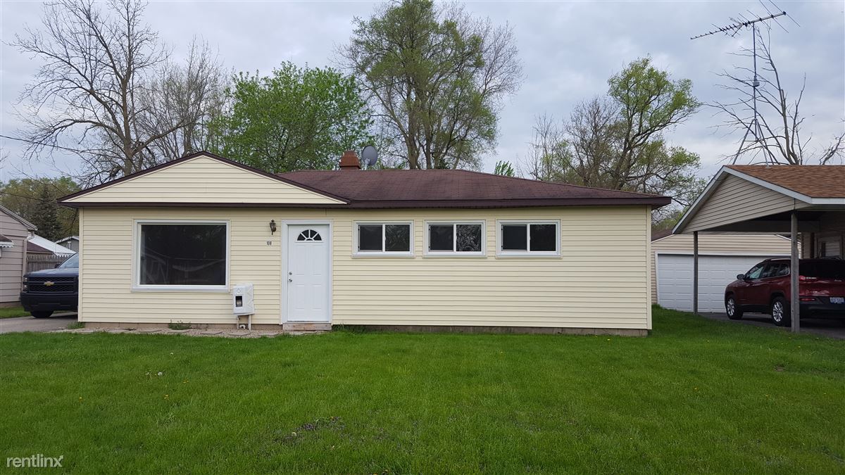 3 br, 1 bath House 108 Dunkirk St SE House Rental in Grand Rapids