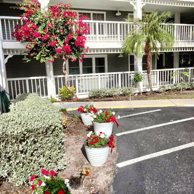 Foto del edificio - 2533 Dolly Bay Dr
