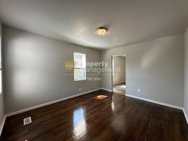 Foto del edificio - 3874 Washington St