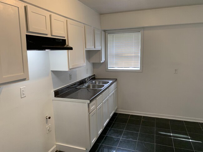 Building Photo - 3353 Elk Point Dr