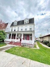Building Photo - 1424 W Philadelphia St