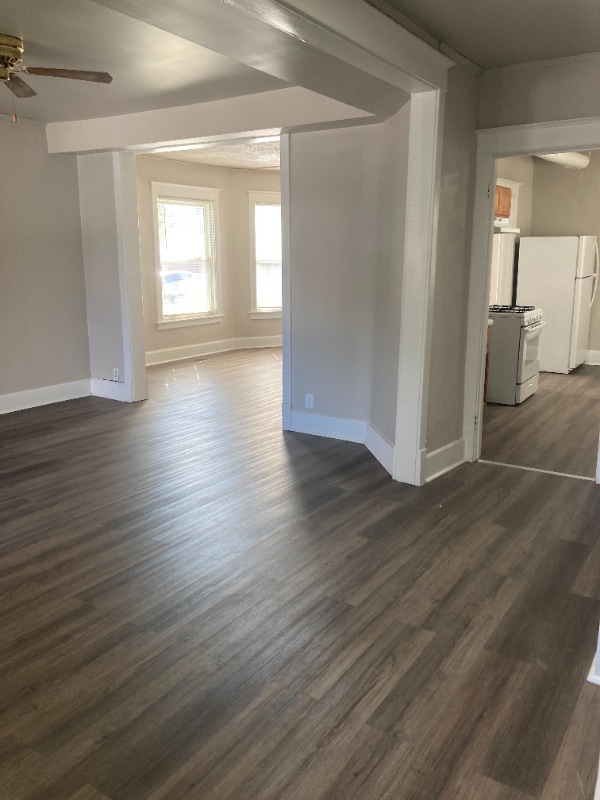 Building Photo - 4244 Baring Ave