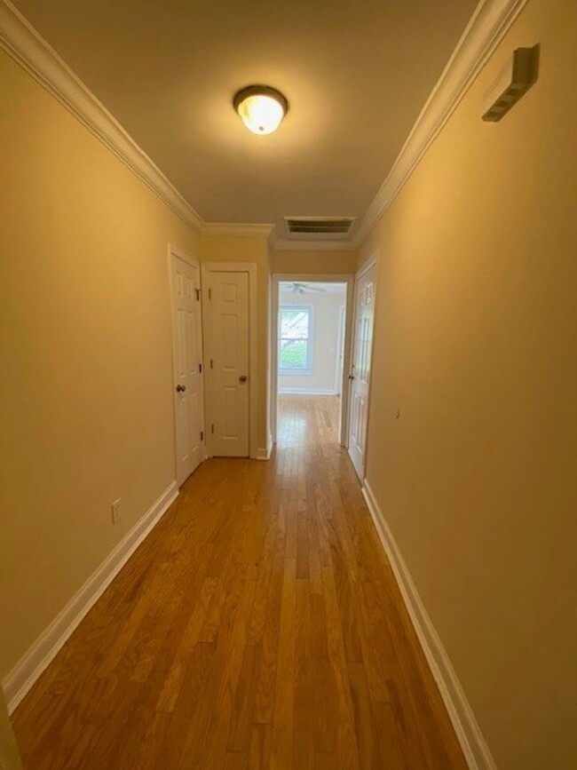 Foto del edificio - NORTHCHASE 3BR/2.5BA FREESTANDING TOWNHOME...