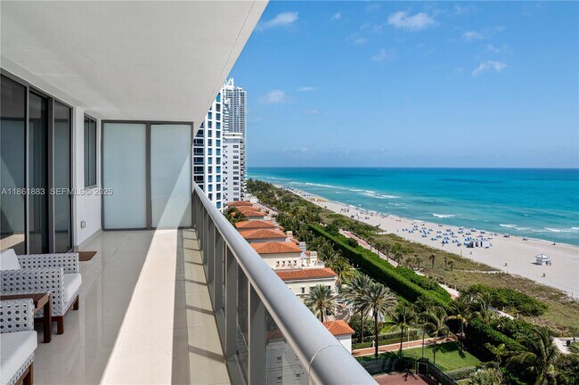 Foto del edificio - 5875 Collins Ave