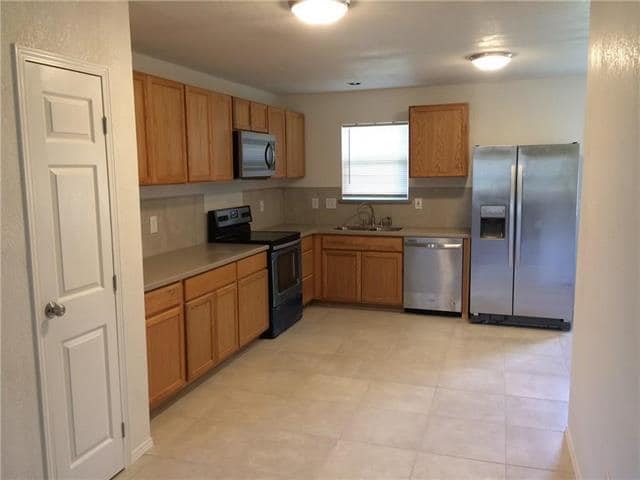 Foto del edificio - 600 Pacific St E