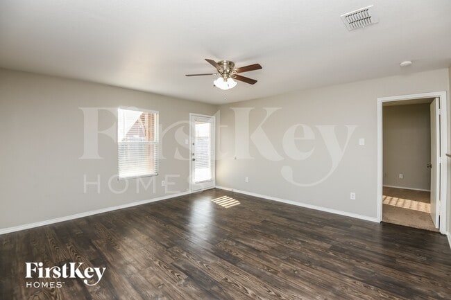 Building Photo - 9021 Cheswick Dr