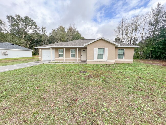 Building Photo - INCREDIBLE 3 Bedroom, 2 Bathroom Home in O...