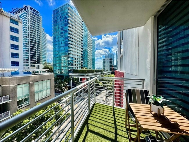 Photo - 90 NW 32nd Street Unit 613 Apartment