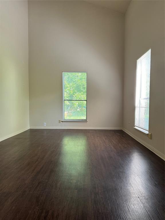 Building Photo - 8202 Hood Cir