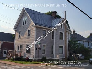 Building Photo - 196 Forbes St