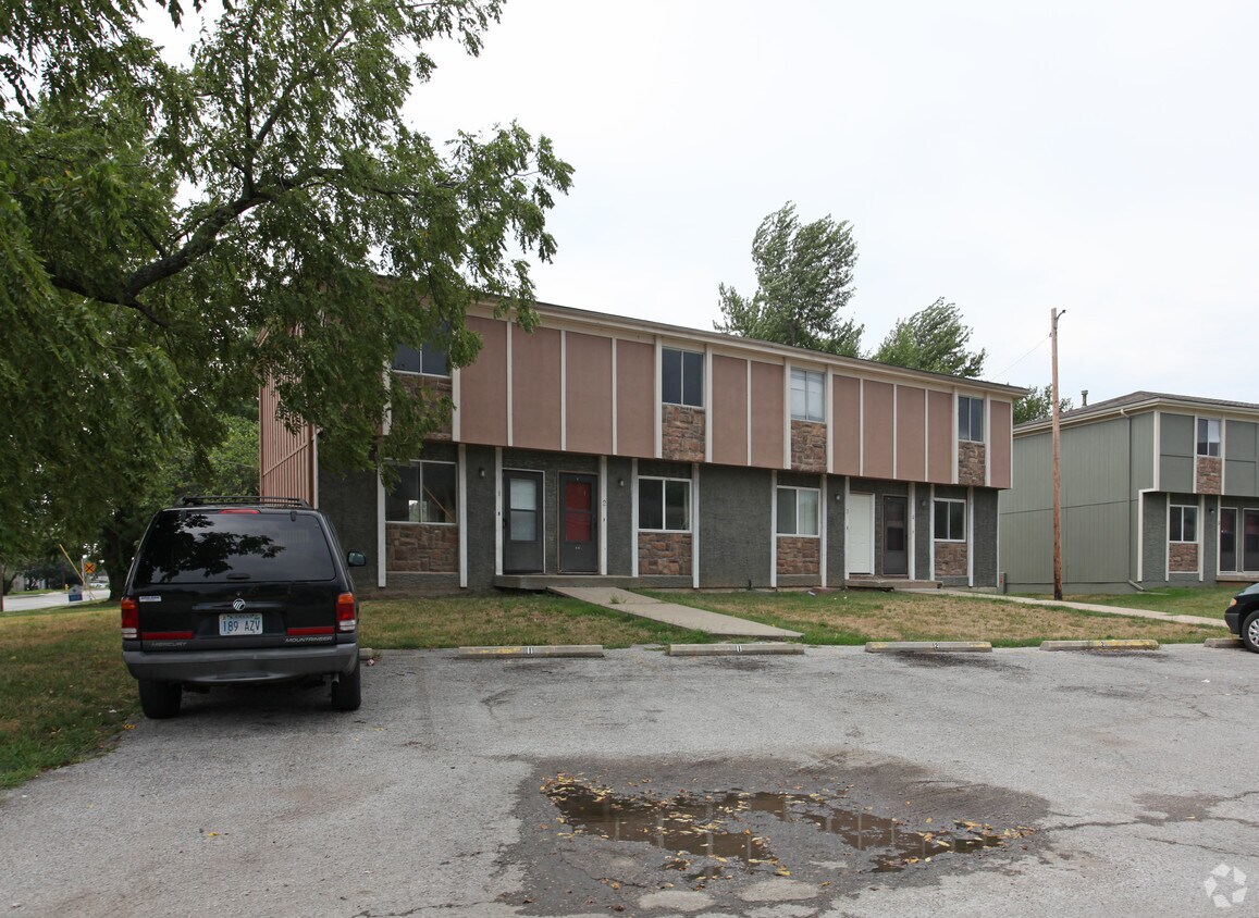 Foto del edificio - Reyes Apartments