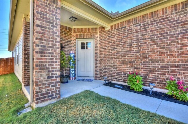 Foto del edificio - 616 Donegal Ln