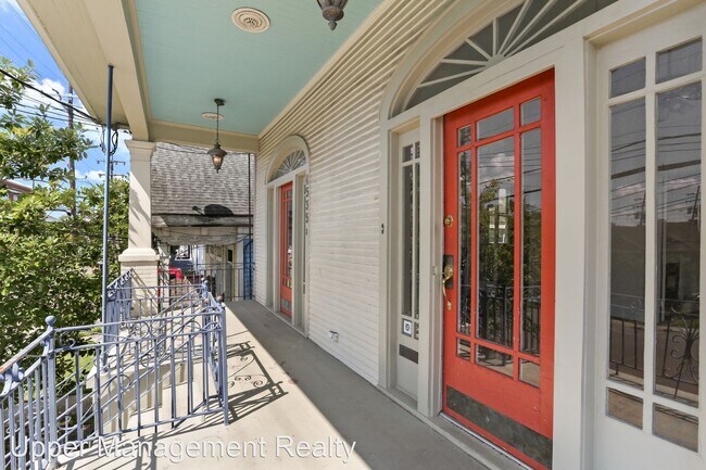 Foto del edificio - 4 br, 2 bath Apartment - 4533 - 4535 Lasal...