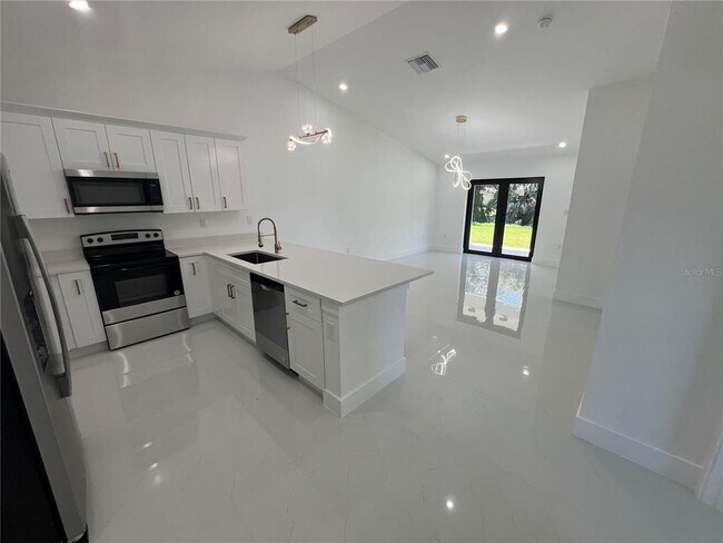 Foto del edificio - 4425 28th St SW