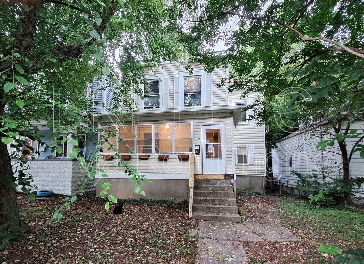 Primary Photo - 3926 S 2nd St