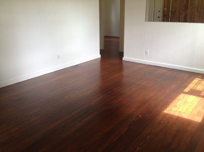 Living Room - 331 Sweet Ln