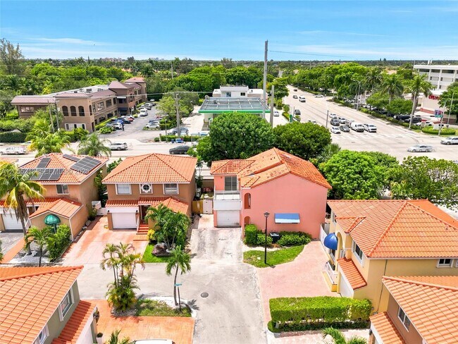 Foto del edificio - 8684 NW 1st St