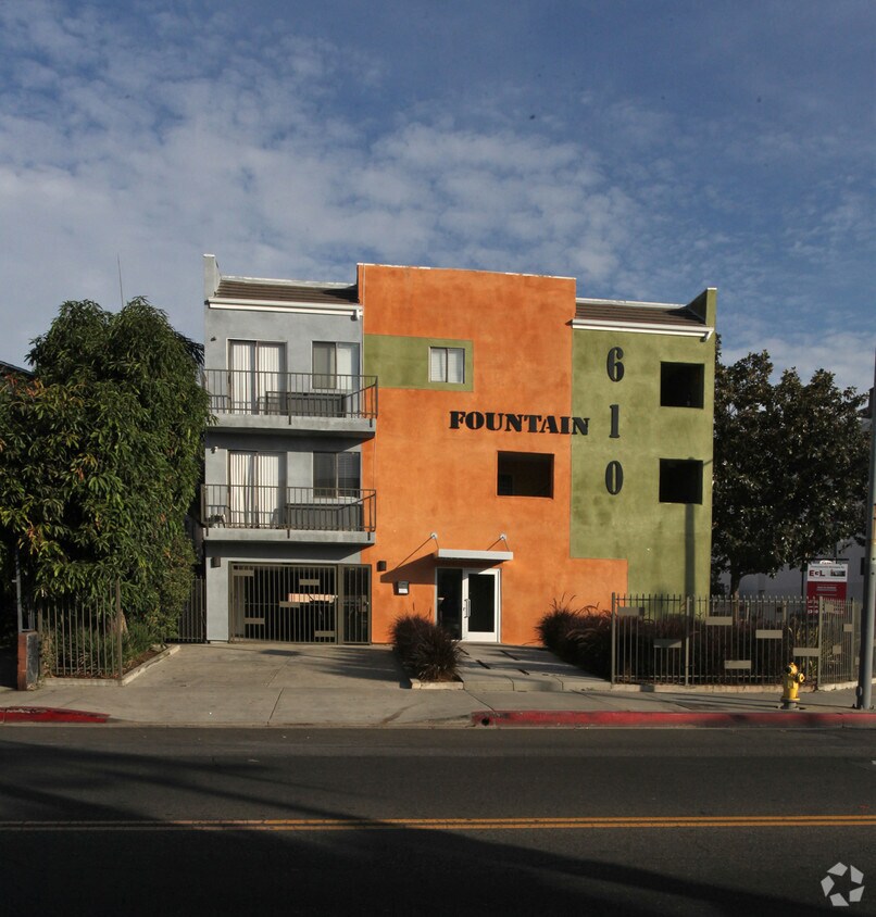 Foto del edificio - 6101 Fountain Ave