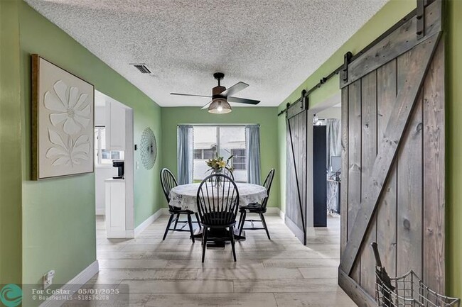 Foto del edificio - 1070 NW 85th Terrace