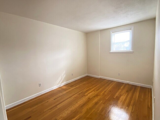 Main bedroom - 11 Ferdinand St