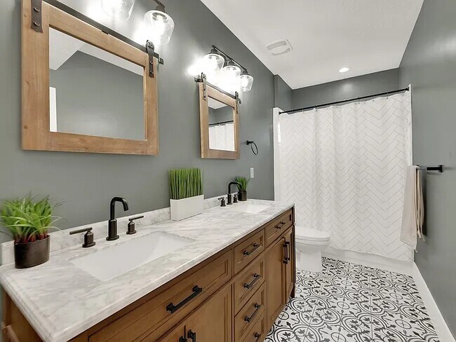 Foto del edificio - 9577 S Hidden Pine Ln