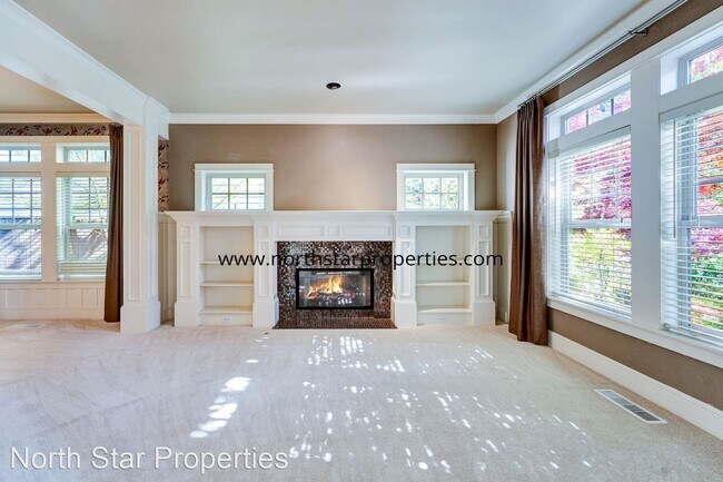 Building Photo - 4 br, 2.5 bath House - 1206 NW Mayfield Rd