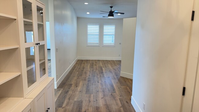Foto del edificio - Spacious 3 Bedroom 3 Bathroom Home with Bo...