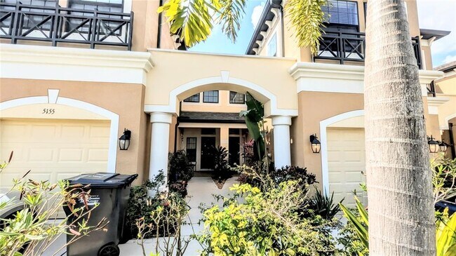 Foto del edificio - 5157 78th St Cir E