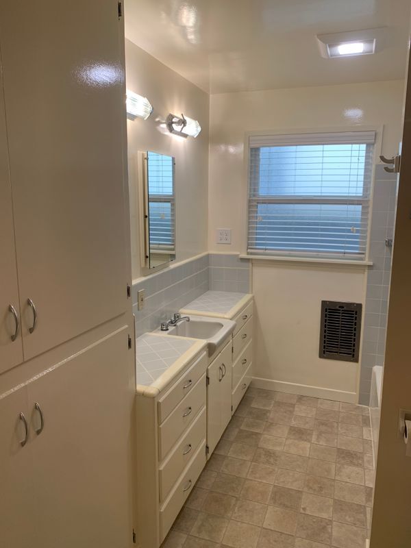 Foto del edificio - 216 Baltimore Ave