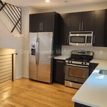 Building Photo - 2016 Annin St