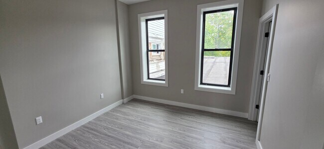 Foto del edificio - 543 Clinton Ave