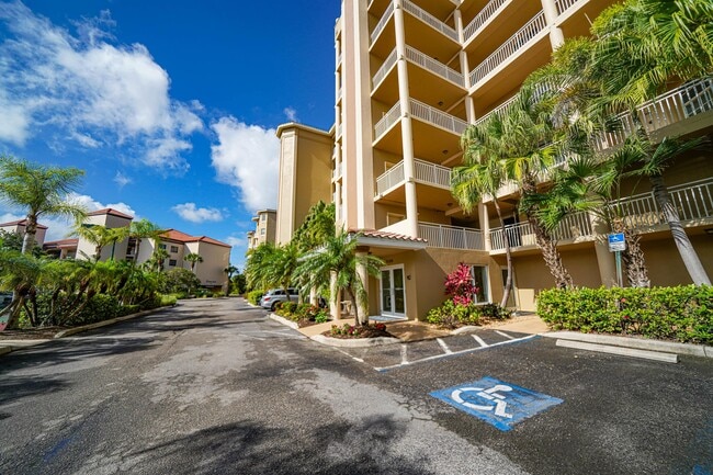 Building Photo - 5100 Jessie Harbor Dr
