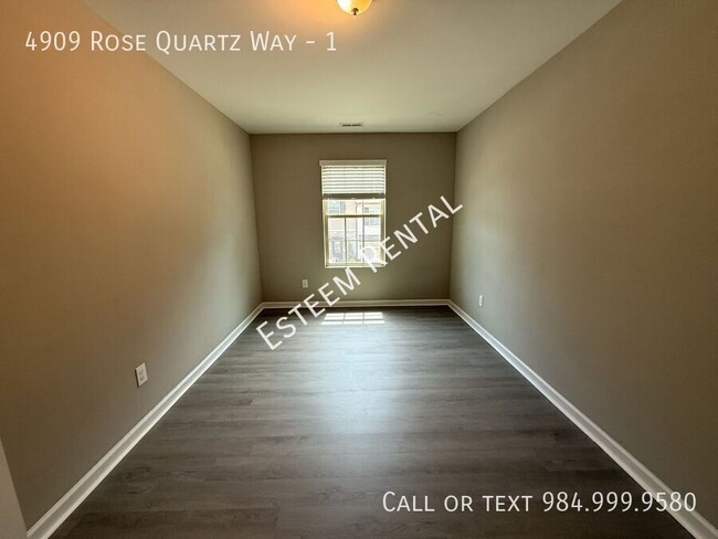 Building Photo - 4909 Rose Quartz Way