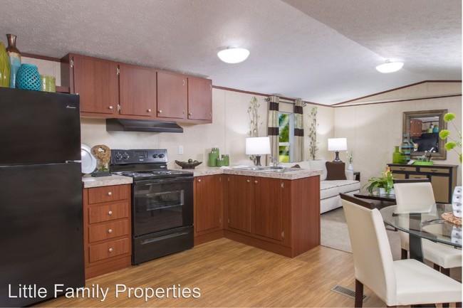 Building Photo - 303 Chestnut Ridge Way