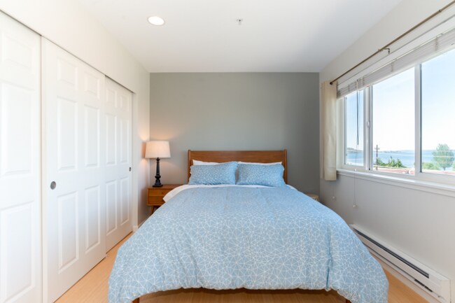 Foto del edificio - 524 6th Ave W