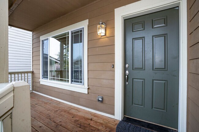 Foto del edificio - Desirable West Olympia location!