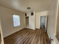 22 N Harvey Ave